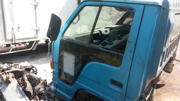 ขายหัวรถอีซูซุNPR 25000 บาท ขายหัวรถอีซูซุNPR 25000 บาท