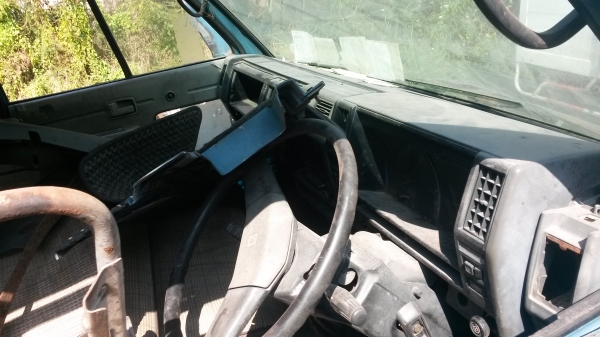 ขายหัวรถอีซูซุNPR 25000 บาท ขายหัวรถอีซูซุNPR 25000 บาท