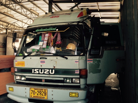 ขายรถ อีซูซุ หัวลาก FXZ  ปี 2538  เครื่อง 240  แรง หางพ่วง ยาว 10 เมตร