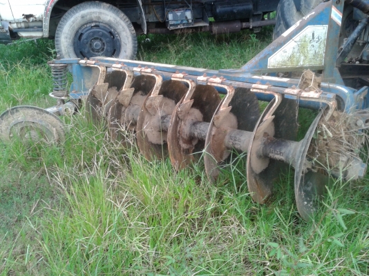 ขายรถไถฟอร์ด 6610  ( ด่วนๆเจ้าของร้อนเงินลดเหลือ 450,000 )