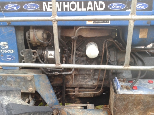 ขายรถไถฟอร์ด 6610  ( ด่วนๆเจ้าของร้อนเงินลดเหลือ 450,000 )