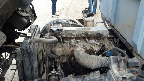 รถบรรทุก 6 ล้อดัมพ์ ยี่ห้อ ISUZU NPR 120 แรงม้า  พวงมาลัยพาวเว่อร์