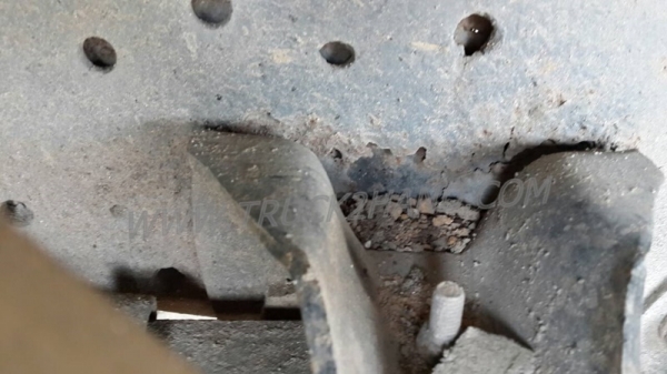 รถบรรทุก 6 ล้อดัมพ์ ยี่ห้อ ISUZU NPR 120 แรงม้า  พวงมาลัยพาวเว่อร์