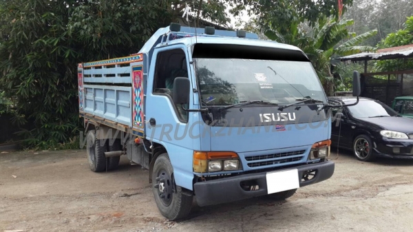 รถบรรทุก 6 ล้อดัมพ์ ยี่ห้อ ISUZU NPR 120 แรงม้า  พวงมาลัยพาวเว่อร์