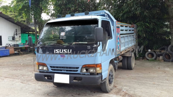 รถบรรทุก 6 ล้อดัมพ์ ยี่ห้อ ISUZU NPR 120 แรงม้า  พวงมาลัยพาวเว่อร์