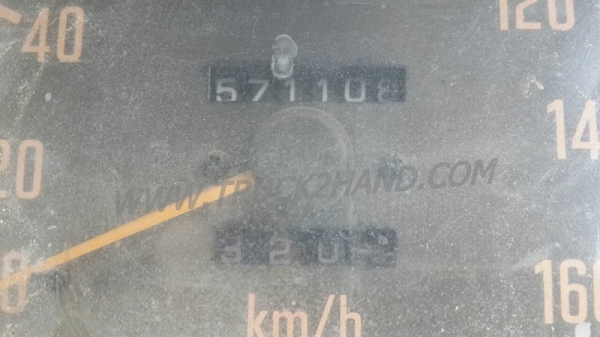 รถบรรทุก 6 ล้อดัมพ์ ยี่ห้อ ISUZU NPR 120 แรงม้า  พวงมาลัยพาวเว่อร์