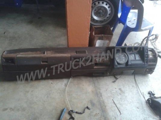 ขายยกชุด คอนโซลหน้า + พวงมาลัย + ประตูด้านซ้าย