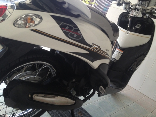 Fino สภาพมือ1 วิ่ง8000 ปี56 (ของแถม 4 รายการ)