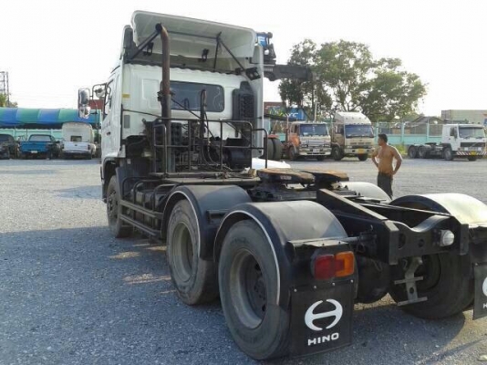 รถหัวลาก HINO 330  ปี 52 ราคาเงินสด 1,850,000 ติดต่อคุณนริศ 081-733-5156