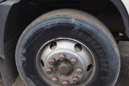 รถหัวลาก HINO 330  ปี 52 ราคาเงินสด 1,850,000 ติดต่อคุณนริศ 081-733-5156