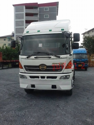 รถหัวลาก HINO 320 ปี 50 ราคา 1,550,000 ติดต่อคุณนริศ 081-733-5156