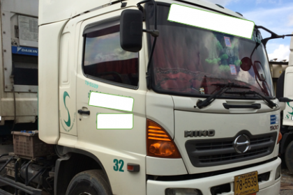 รถหัวลาก HINO 320 ปี 50 ราคา 1,550,000 ติดต่อคุณนริศ 081-733-5156