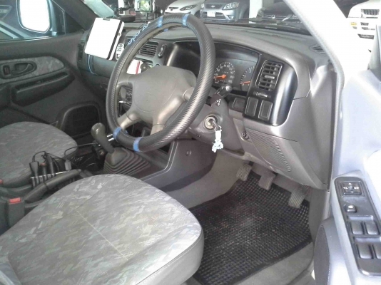 ขาย MITSUBISHI STRADA GRANDIS 2.8 สี่ประตู ขาย MITSUBISHI STRADA GRANDIS 2.8 สี่ประตู