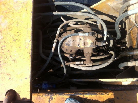 ฝากขายด่วนรถเเม็คโคร KOBLCO SK200มารค์ทูN2 รถสวยสภาพดีพร้อมใช้งานขายถูกเจ้าของขายเอง ฝากขายด่วนรถเเม็คโคร KOBLCO SK200มารค์ทูN2 รถสวยสภาพดีพร้อมใช้งานขายถูกเจ้าของขายเอง