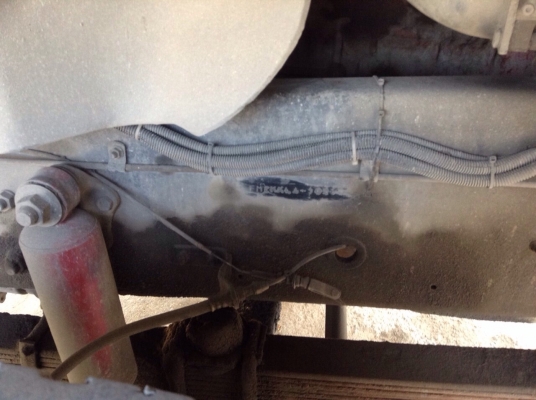 ขายรถบรรทุกสิบล้อหัวลาก HINO 2K เครื่อง 260 แรง ติดแก๊ส ปี 39 ทะเบียนพร้อม