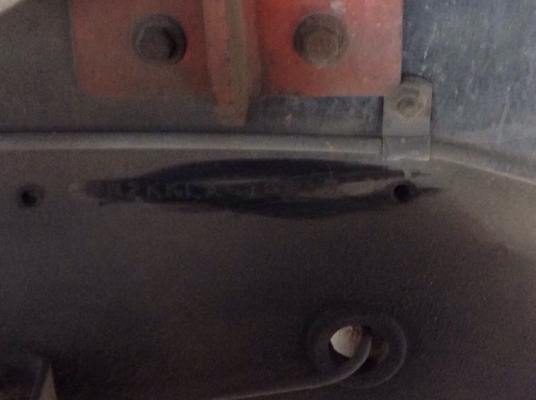 ขายรถบรรทุกสิบล้อหัวลาก HINO 2K เครื่อง 260 แรง ติดแก๊ส ปี 39 ทะเบียนพร้อม