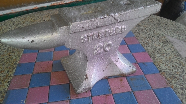 ขายทั่งตีเหล็กงานเก่าหนัก20กิโลกรัมยี่ห้อSTANDARD ขายทั่งตีเหล็กงานเก่าหนัก20กิโลกรัมยี่ห้อSTANDARD