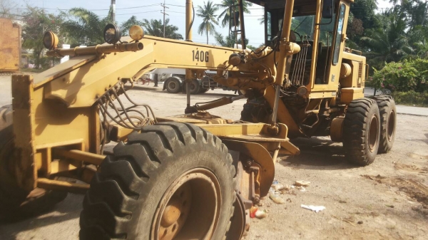 ขายด่วนครับ รถเกรด CATERPILLAR 140G 72V รถพร้อมใช้เลยครับ เจ้านาย