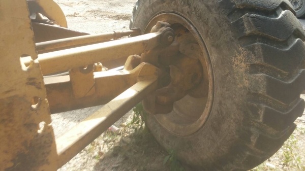 ขายด่วนครับ รถเกรด CATERPILLAR 140G 72V รถพร้อมใช้เลยครับ เจ้านาย