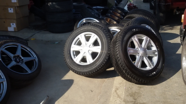 ขายล้อ isuzu มิวxขอบ17พร้อมยางป้ายแดงปี14ชุดละ22500