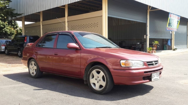 toyota corola ตูดเป็ด (ตอง1) ไม่เคยชนพร้อมใช้จัดไฟแนนซืได้