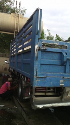 กระบะเลส 6ล้อ สวยๆ