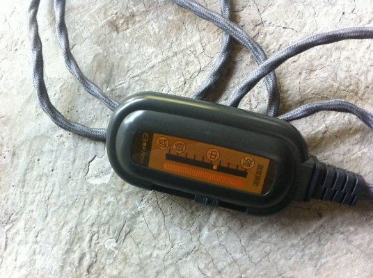 ชุดโต็ะญี่ปุ่นพร้อมฮีตเตอร์ทำความร้อนวางในช่องตรงกลางโต็ะเป่าลมร้อนออกมาขาโต็ะพับเก็บได้ ชุดโต็ะญี่ปุ่นพร้อมฮีตเตอร์ทำความร้อนวางในช่องตรงกลางโต็ะเป่าลมร้อนออกมาขาโต็ะพับเก็บได้