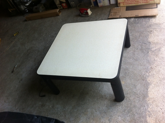 ชุดโต็ะญี่ปุ่นพร้อมฮีตเตอร์ทำความร้อนวางในช่องตรงกลางโต็ะเป่าลมร้อนออกมาขาโต็ะพับเก็บได้ ชุดโต็ะญี่ปุ่นพร้อมฮีตเตอร์ทำความร้อนวางในช่องตรงกลางโต็ะเป่าลมร้อนออกมาขาโต็ะพับเก็บได้