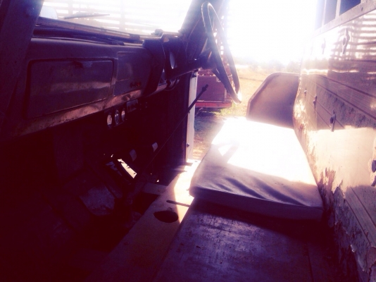 ขายด่วน ISUZU TX 175 HP 6BG1 รถสิบล้อหัวยาวเพลาเดียว เทรลเลอร์ท้ายลาดขึ้นรถแบ๊คโฮร SK 120 - 150 ได้เลยครับไม่มีปัญหา เครื่องแน่นแรงดีมากๆครับ หัวเก๋งไม่มีผุเลยภายในเก๋งคอนโซลครบพร้อม พวงมาลัยเพาเวอร์ ช่วงล่างคัชซีสวยไม่มีบวม ยางสภาพดี 70\% เอกสารทะเบียนครบ ขายด่วน ISUZU TX 175 HP 6BG1 รถสิบล้อหัวยาวเพลาเดียว เทรลเลอร์ท้ายลาดขึ้นรถแบ๊คโฮร SK 120 - 150 ได้เลยครับไม่มีปัญหา เครื่องแน่นแรงดีมากๆครับ หัวเก๋งไม่มีผุเลยภายในเก๋งคอนโซลครบพร้อม พวงมาลัยเพาเวอร์ ช่วงล่างคัชซีสวยไม่มีบวม ยางสภาพดี 70\% เอกสารทะเบียนครบ