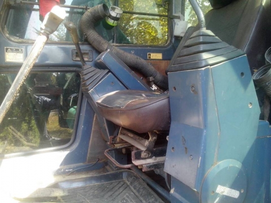 **870,000 บ.ต่อรอง**ขายแบคโฮ 120ยอดนิยม KOBELCO MARK3 SK120 S.No.07451 เครื่องเดิม ปั้มเดิม ไฟฟ้าครบ เครื่องแน่น แรง ปั้มดี แรงดี ทำงานดี เร็ว บูมอาร์มดี มีปะมีดาม หน่อย บุ้งกี๋ดีหนาไม่ผุ เอวดีแน่น ไม่แตกไม่ร้าว ช่วงล่าง70-80\% โซ่ ดี พอใช้ เฟรมดีหนา แทร็ก **870,000 บ.ต่อรอง**ขายแบคโฮ 120ยอดนิยม KOBELCO MARK3 SK120 S.No.07451 เครื่องเดิม ปั้มเดิม ไฟฟ้าครบ เครื่องแน่น แรง ปั้มดี แรงดี ทำงานดี เร็ว บูมอาร์มดี มีปะมีดาม หน่อย บุ้งกี๋ดีหนาไม่ผุ เอวดีแน่น ไม่แตกไม่ร้าว ช่วงล่าง70-80\% โซ่ ดี พอใช้ เฟรมดีหนา แทร็ก