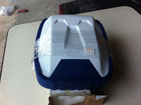 (แบบที่1) หุ่นยนต์เช็ดพื้น เป็นเครื่องแบบปะแผ่นเพื่อเช็ดของใหม่ยังไม่ใช้มีแผ่นเช็ดพื้นมาให้ 1 กล่อง