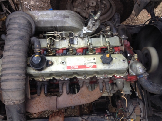 ขายรถบรรทุก 6 ล้อใหญ่ ยาว 5.5 เมตร Hino  FF3H