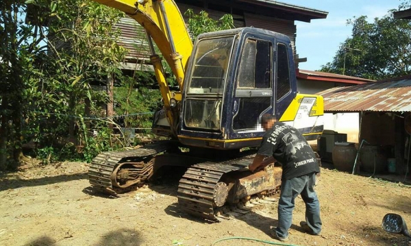 **540,000 บ.ต่อรอง**ขายแบคโฮ120 ยอดนิยม KOBELCO MARK-3 SK120 เครื่องเดิม ปั้มเดิม ไฟฟ้าตัด เครื่องดีแน่น ปั้มดี แรงดี ทำงานดี คล่องตัว ไม่โหลด บูมอาร์มดี มีดามล่าง1แผล บุ้งกี๋หนาไม่ผุ เอวดีแน่น ไม่แตกไม่ร้าว ช่วงล่าง70-80\% โซ่ดี แทร็กครบ เฟรมหนาไม่ผุ โรลเ **540,000 บ.ต่อรอง**ขายแบคโฮ120 ยอดนิยม KOBELCO MARK-3 SK120 เครื่องเดิม ปั้มเดิม ไฟฟ้าตัด เครื่องดีแน่น ปั้มดี แรงดี ทำงานดี คล่องตัว ไม่โหลด บูมอาร์มดี มีดามล่าง1แผล บุ้งกี๋หนาไม่ผุ เอวดีแน่น ไม่แตกไม่ร้าว ช่วงล่าง70-80\% โซ่ดี แทร็กครบ เฟรมหนาไม่ผุ โรลเ