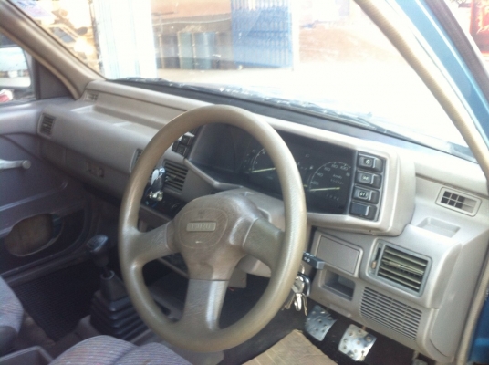 ขาย isuzu cameo 2500 cc ปี 94 109000 บาท