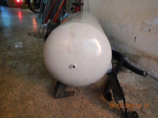 ขายถังแก๊ส lpg ถังแคปซุล 58 ลิตร พร้อมวาลว์เกจวัด ขายถังแก๊ส lpg ถังแคปซุล 58 ลิตร พร้อมวาลว์เกจวัด