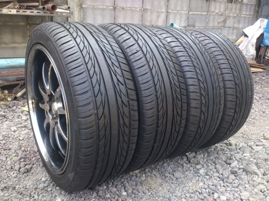 ขายแม็กขอบ18 5รู100,114 8นิ้ว พร้อมยาง225/45R18 ยางสัปดาห์ที่30ปี11  ยางสวยมากนิ่มลึกดอกเต็มใช้งานน้อยไม่แตกลายไม่ร้าวสวยๆ  จำนวน 1  ชุด