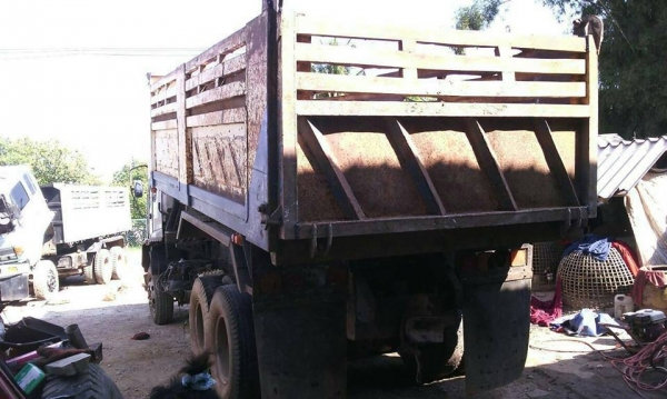 ***ขายแล้วครับขอบคุณ Truck2hand ขาย10ล้อ2เพลาดั้ม ราคาเบาๆ ISUZU DECA FXZ-270 EURO1 ปี43 เครื่องเดิม เกียร์อีตั้น เครื่อง6SD1-Turbo 270แรง แน่นดี แรงดี เกียร์ดีเข้าง่ายไม่หลุด ช่วงล่างเดิม คัสซีดี เดิม ยังสวย ไม่ปะไม่ดาม มีกระเทาะบ้าง กระบะดั้มเหล็กSSM สา ***ขายแล้วครับขอบคุณ Truck2hand ขาย10ล้อ2เพลาดั้ม ราคาเบาๆ ISUZU DECA FXZ-270 EURO1 ปี43 เครื่องเดิม เกียร์อีตั้น เครื่อง6SD1-Turbo 270แรง แน่นดี แรงดี เกียร์ดีเข้าง่ายไม่หลุด ช่วงล่างเดิม คัสซีดี เดิม ยังสวย ไม่ปะไม่ดาม มีกระเทาะบ้าง กระบะดั้มเหล็กSSM สา