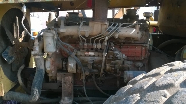 ขายรถบดสั่นสะเทือน เอวอ่อน สภาพใช้งานได้ดี ราคาคุยกันได้ครับ ขายรถบดสั่นสะเทือน เอวอ่อน สภาพใช้งานได้ดี ราคาคุยกันได้ครับ