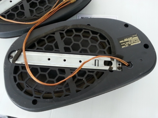 ลำโพงกล่อง Pioneer TS-A90 สวยๆ เสียงดี มือสองญี่ปุ่น ลำโพงกล่อง Pioneer TS-A90 สวยๆ เสียงดี มือสองญี่ปุ่น