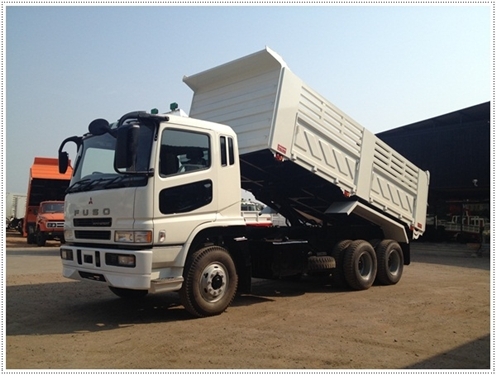ขายครับ MITSUBISHI FUSO SUPERGRATE 6M70 380 แรงม้ากระบะดั้มพ์ดินยาว 6.00 เมตร สภาพใหม่ป้ายแดงใหม่ทั้งคันรถสวยพร้อมทะเบียน ราคาลดรับปีใหม่