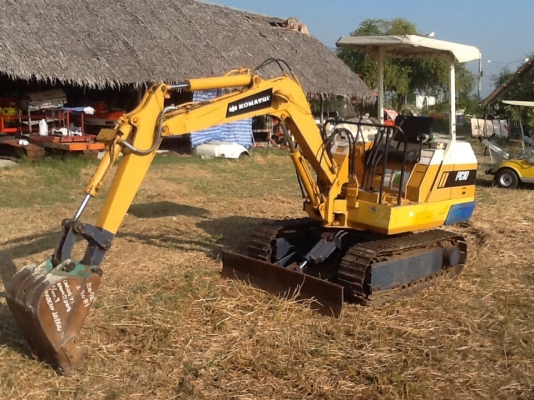 Komutsu pc10-3 นำเข้าจากญี่ปุ่นไม่เคยใช้ในไทย Komutsu pc10-3 นำเข้าจากญี่ปุ่นไม่เคยใช้ในไทย