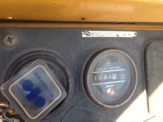 Komutsu pc10-3 นำเข้าจากญี่ปุ่นไม่เคยใช้ในไทย Komutsu pc10-3 นำเข้าจากญี่ปุ่นไม่เคยใช้ในไทย