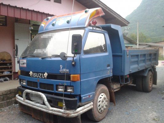 ISUZU  NPR 115