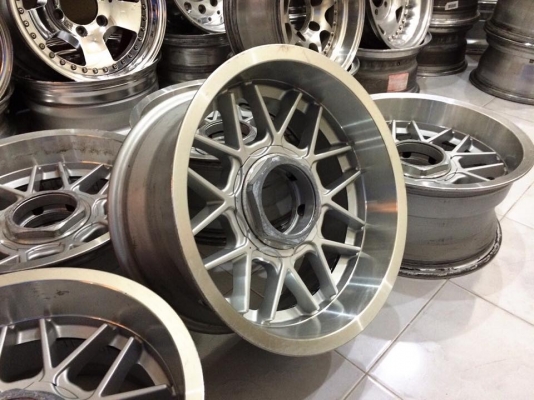 ขายล้อ SSR RIDE (JAPAN) 16x8 ออฟ-1 6/139.7 มี 5 วง ประมูลจากญี่ปุ่นครับ ขายล้อ SSR RIDE (JAPAN) 16x8 ออฟ-1 6/139.7 มี 5 วง ประมูลจากญี่ปุ่นครับ