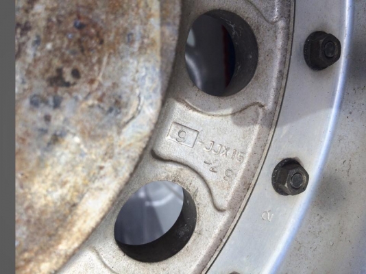 ล้อหยดน้ำ ENKEI HR385 15 หน้า8 หลัง9 ุ6/139.7 ออฟลึกมาก ประมูลจากญี่ปุ่นครับ