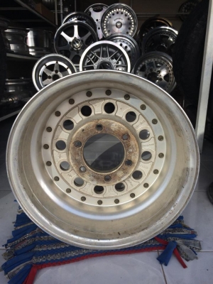 ล้อหยดน้ำ ENKEI HR385 15 หน้า8 หลัง9 ุ6/139.7 ออฟลึกมาก ประมูลจากญี่ปุ่นครับ