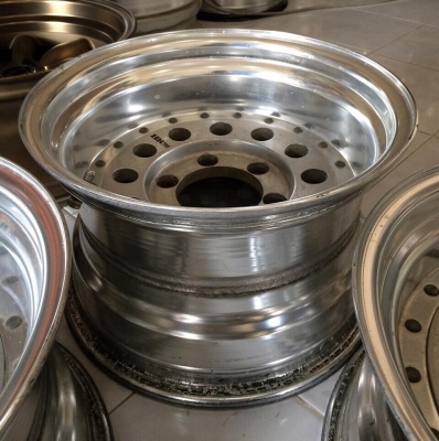 ล้อหยดน้ำ ENKEI HR385 15 หน้า8 หลัง9 ุ6/139.7 ออฟลึกมาก ประมูลจากญี่ปุ่นครับ