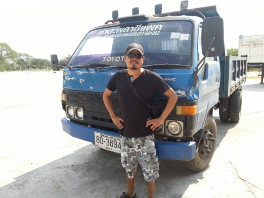 รถบรรทุก 6 ล้อดัมพ์ ยี่ห้อ TOYOTA  DYNA 350    115  แรงม้า..สามารถชมสภาพรถและทดลองขับได้และราคายังสามารถต่อรองได้อีกครับ