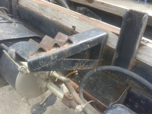 รถบรรทุก 6 ล้อดัมพ์ ยี่ห้อ TOYOTA  DYNA 350    115  แรงม้า..สามารถชมสภาพรถและทดลองขับได้และราคายังสามารถต่อรองได้อีกครับ