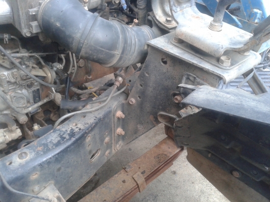 รถบรรทุก 6 ล้อดัมพ์ ยี่ห้อ TOYOTA  DYNA 350    115  แรงม้า..สามารถชมสภาพรถและทดลองขับได้และราคายังสามารถต่อรองได้อีกครับ